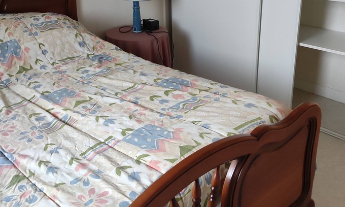 Ploermel Apartment | 1 floor balcony, 5 minutes from the inter market and the city center