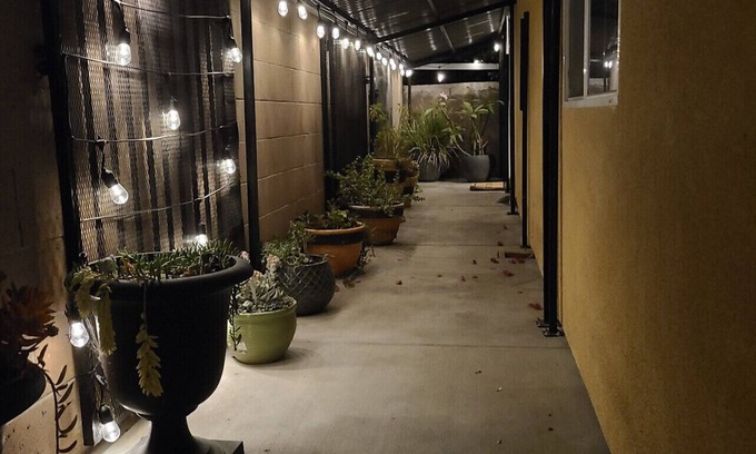 Maywood Apartment | 1 GIG WIFI LOFT