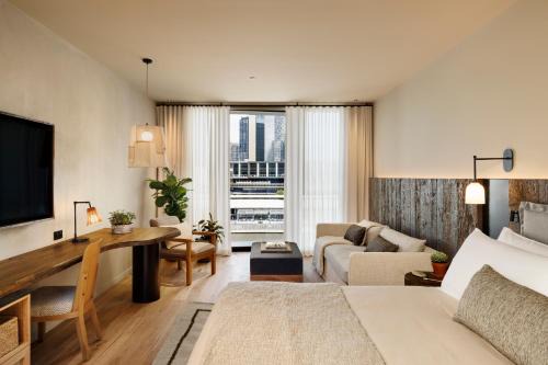 Docklands Hotel | 1 Hotel Melbourne