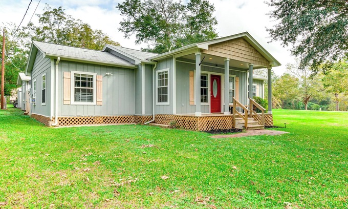 West Livingston House | < 1 Mi to Boat Ramp: Lake Livingston Retreat!