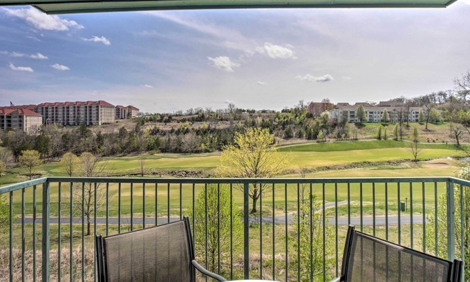 Branson Condo | < 1 Mi to Branson Strip: Condo on Golf Course!