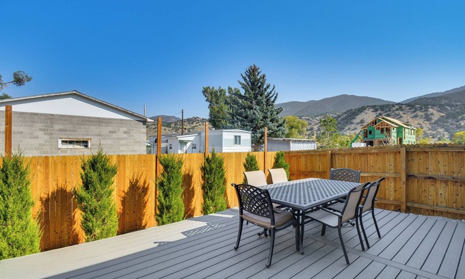 Salida House | 1 Mi to Dtwn Salida: Townhome w/Fenced Yard!
