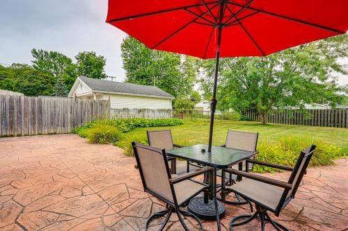 Owosso House | 1 Mi to Dtwn Suburban Home with Yard in Owosso