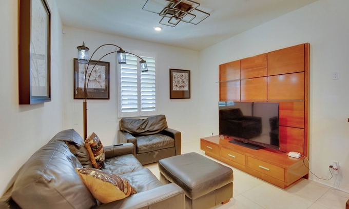 Sun City Apartment | 1 Mi to Heritage Lake Park: Duplex w/Patio!