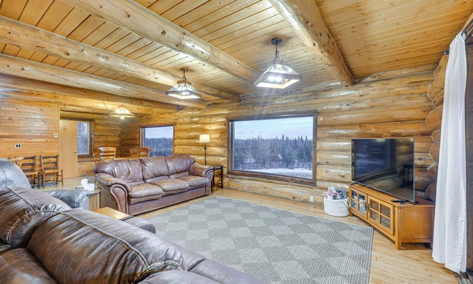Sterling Cabin | < 1 Mi to Kenai River: Spacious Cabin w/Deck!
