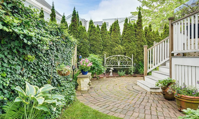Manchester-by-the-Sea House | 1 Mi to Beach: Manchester-by-the-Sea Retreat!