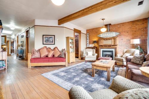 Laramie Apartment | 1 Mi to UW Historic Laramie Apt