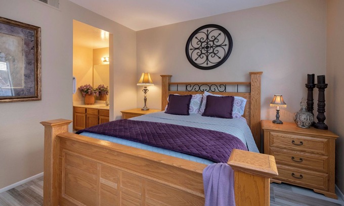 Mesa Condo | 1 mile from A's STADIUMS - Heated Pool/Hot Tub