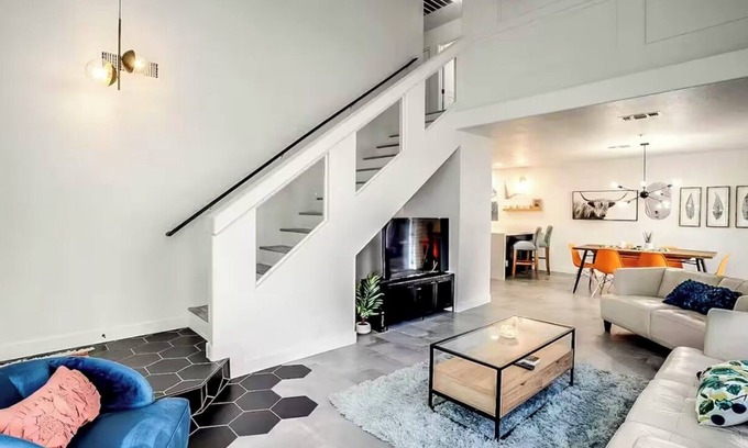 North Scottsdale House | 1 Mile from WMO & TPC | Remodel | Pool | Gated | BBQ
