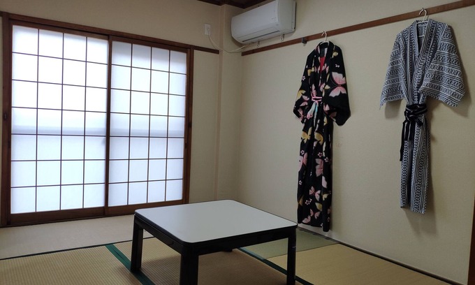 Naniwa Apartment | 1 min from JR STA., 1 stop from Nanba, 36SQM, R403