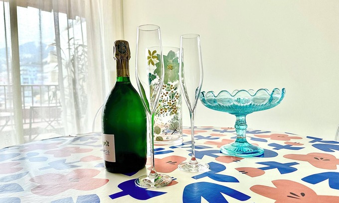 French Riviera Apartment | 1 min to sea, Parking, 7 min train station, 15 min Monaco