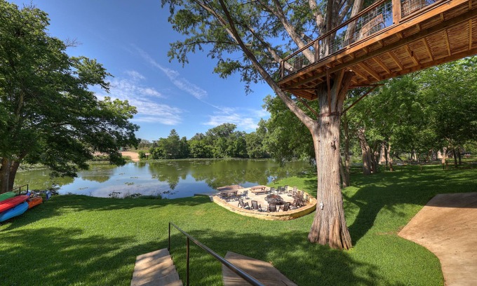 Center Point Cabin | #1 of 4 Treetop River Cabins: - Kayaks+Fishing+Fire pits+Hammocks= Memories!