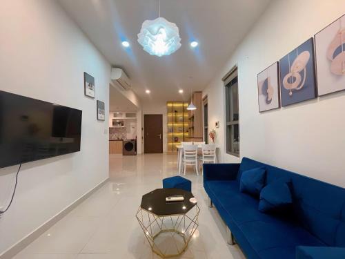 Bach Dang Riverside Apartment | 1 Separate Bedroom Tresor Apts, City view, Netflix