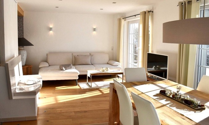 Furtwangen Apartment | 1 Terrassensuite mit ca. 120qm, 2 Schlafräume, für maximal 4 Personen