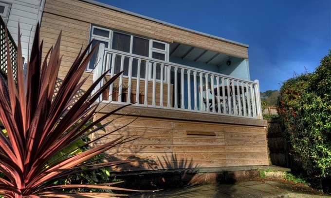 Lyme Regis House | 1 Wellhayes