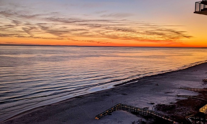 Orange Beach Condo | 10% Back to School Special- 2BR 2BA Beachfront