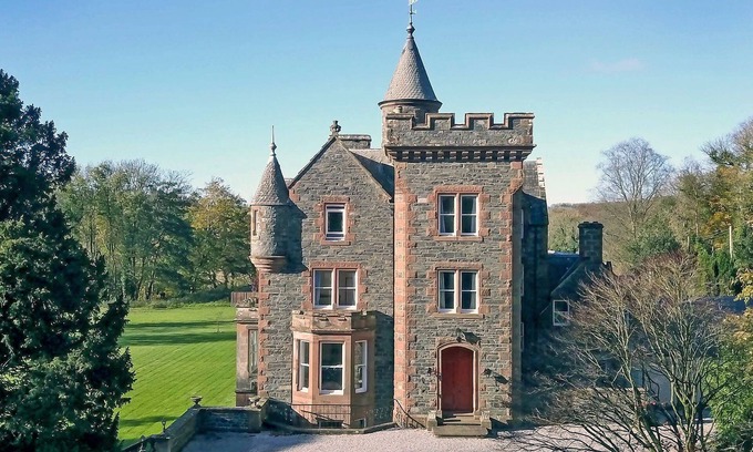 Newton Stewart Cottage | 10 bedroom accommodation in Newton Stewart