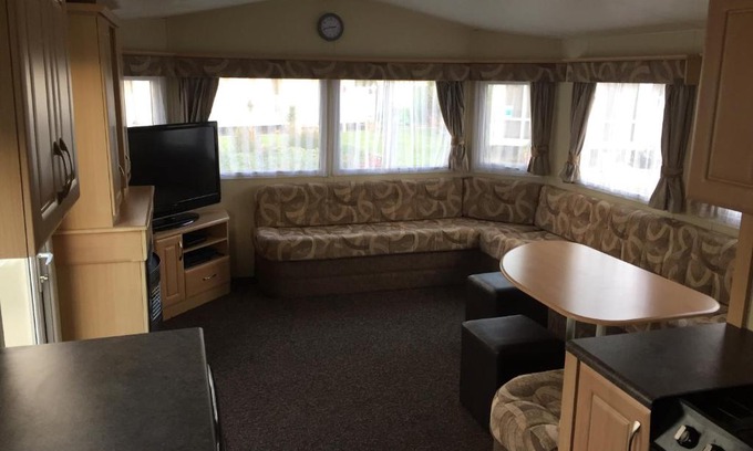 Skegness Other | 10 Berth 4 Bedroom Butlins Caravan
