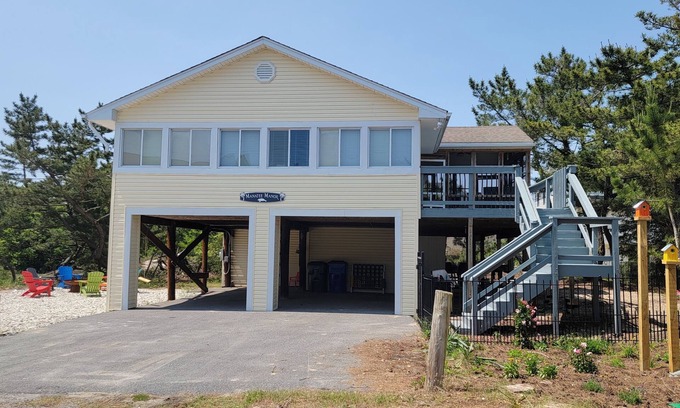 Broadkill Beach House | 10 Florida Ave 200Ft to Water Pet Friendly Broadkill Beach Home Bay Block