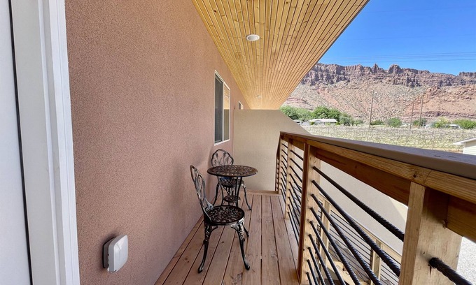 Moab South Valley House | #10 Garage, Balcony, Walking Distance to Hiking Trails