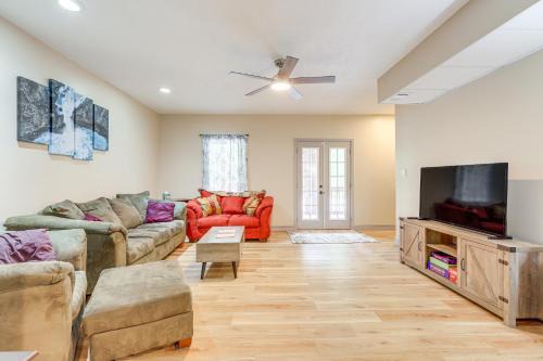 Newnan Apartment | 10 Mi to Chattahoochee Bend Peaceful Apt with Patio