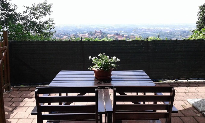 Pecetto Torinese House | 10 minutes from Turin, independent entrance.