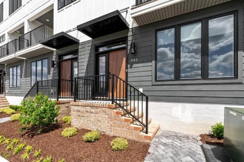 Northeast Virginia Beach House | 10 Ocean D powered by Atkinson Realty