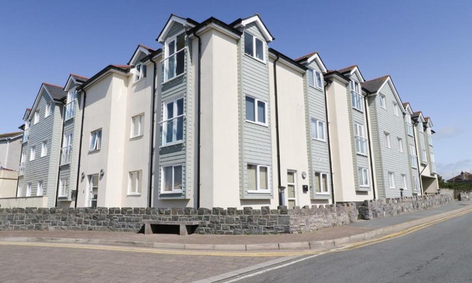 Rhosneigr Apartment | 10 Pen Llanw Tides Reach