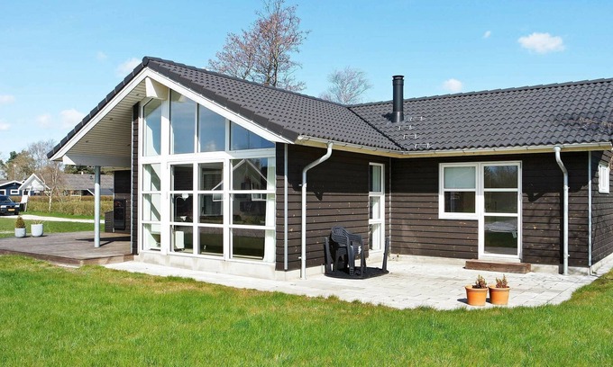 Nørre Hurup House | 10 person holiday home in Hadsund-By Traum