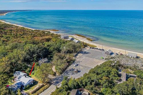 Orleans House | 100 Ft to Skaket Beach