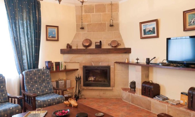 Barruelo de Santullan House | 100 m² House ∙ 4 bedrooms ∙ 8 guests