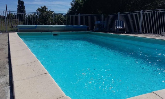 Chateauneuf-sur-Isere House | 100 m² Gîte ∙ 3 bedrooms ∙ 6 guests