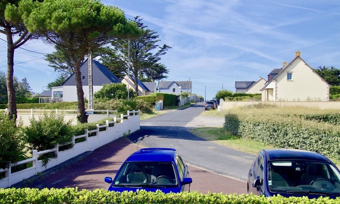 Barneville-Carteret Apartment | 100 m from a Beautiful BEACH, Beautiful 48 m2 apartment,charges included Parking