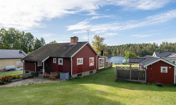 Katrineholm Other | 100 m² Accommodation ∙ 4 bedrooms ∙ 8 guests