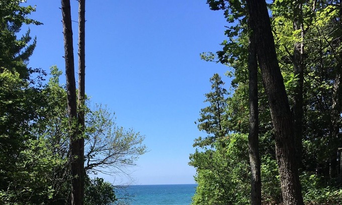 Tiny House | 100 m to Bluewater beach and boardwalk. Entire Cottage for the whole family!
