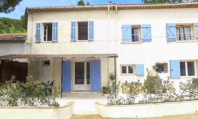 Cavalaire-sur-Mer Other | 100 m² Accommodation ∙ 4 bedrooms ∙ 6 guests