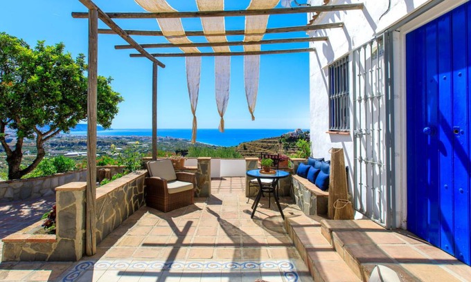 Torrox Other | 100 m² Accommodation ∙ 3 bedrooms ∙ 5 guests