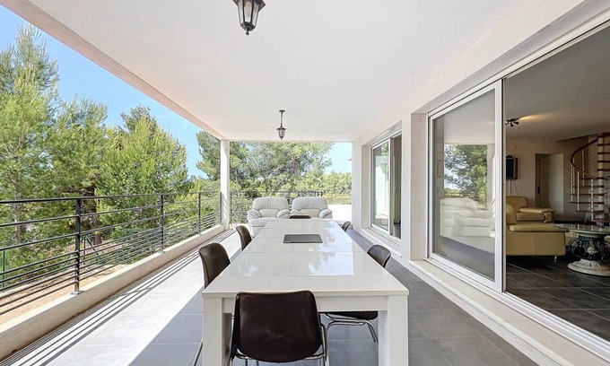 La Cadiere-d'Azur Apartment | 100 m² Apartment ∙ 3 bedrooms ∙ 6 guests