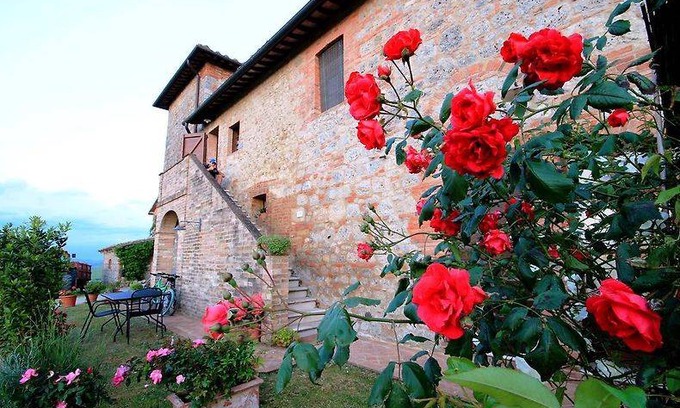 Monteroni d'Arbia Apartment | 100 m² Apartment ∙ 8 guests