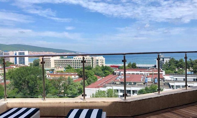 Chaika Apartment | 100 m² Apartment ∙ 2 bedrooms ∙ 6 guests