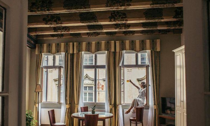 Hradcany Apartment | 100 m² Apartment ∙ 2 bedrooms ∙ 6 guests