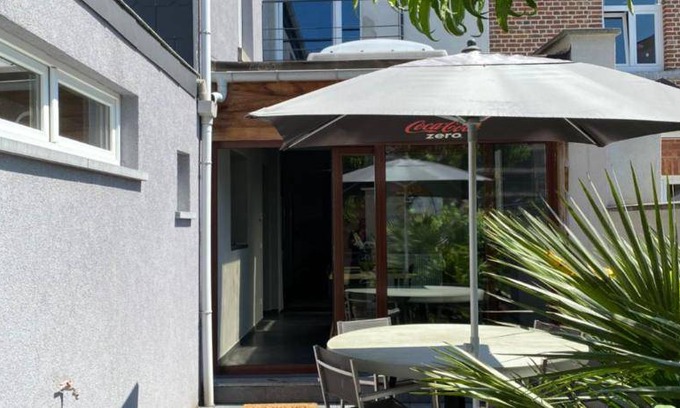 Jambes Apartment | 100 m² Apartment ∙ 1 bedroom ∙ 4 guests
