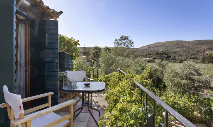 Limni Keri Apartment | 100 m² Apartment ∙ 2 bedrooms ∙ 6 guests