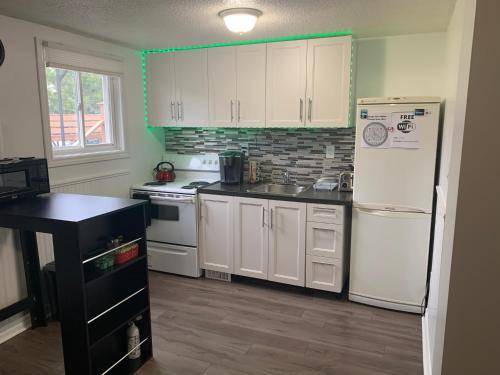 Grimsby Apartment | 100 m² Apartment ∙ 2 bedrooms ∙ 5 guests