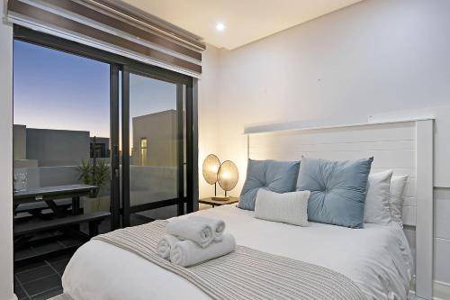 Big Bay Apartment | 100 m² Apartment ∙ 2 bedrooms ∙ 4 guests