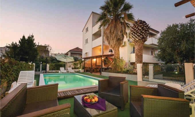 Vranjic Apartment | 100 m² Apartment ∙ 3 bedrooms ∙ 6 guests