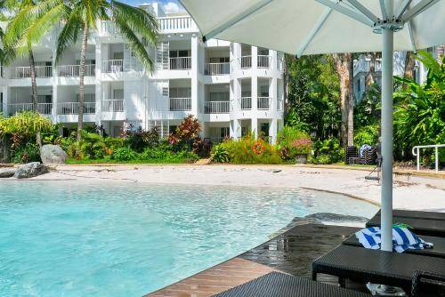 Palm Cove Apartment | 100 m² Apartment ∙ 2 bedrooms ∙ 5 guests