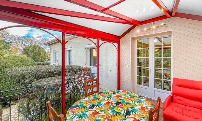 Sud Loire Apartment | 100 m² Apartment ∙ 3 bedrooms ∙ 7 guests