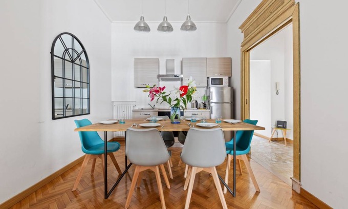 Guastalla Apartment | 100 m² Apartment ∙ 2 bedrooms ∙ 5 guests