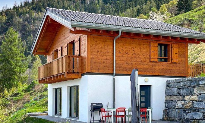 Grone Ski Chalet | 100 m² Chalet ∙ 3 bedrooms ∙ 8 guests